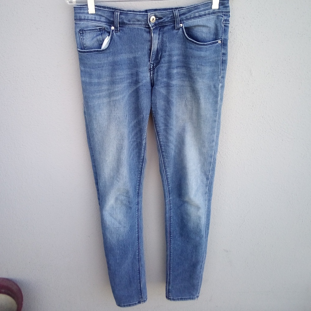 Divided Jeans